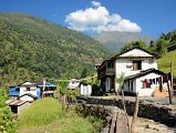 
Annapurna Circuit - Nayapul To Ghorepani - Hille
